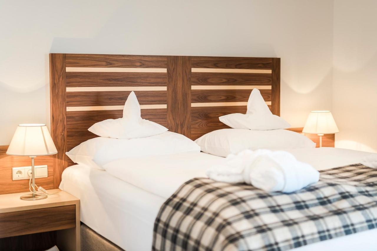 Boutique Hotel Eschenlohe เชนนา ภายนอก รูปภาพ