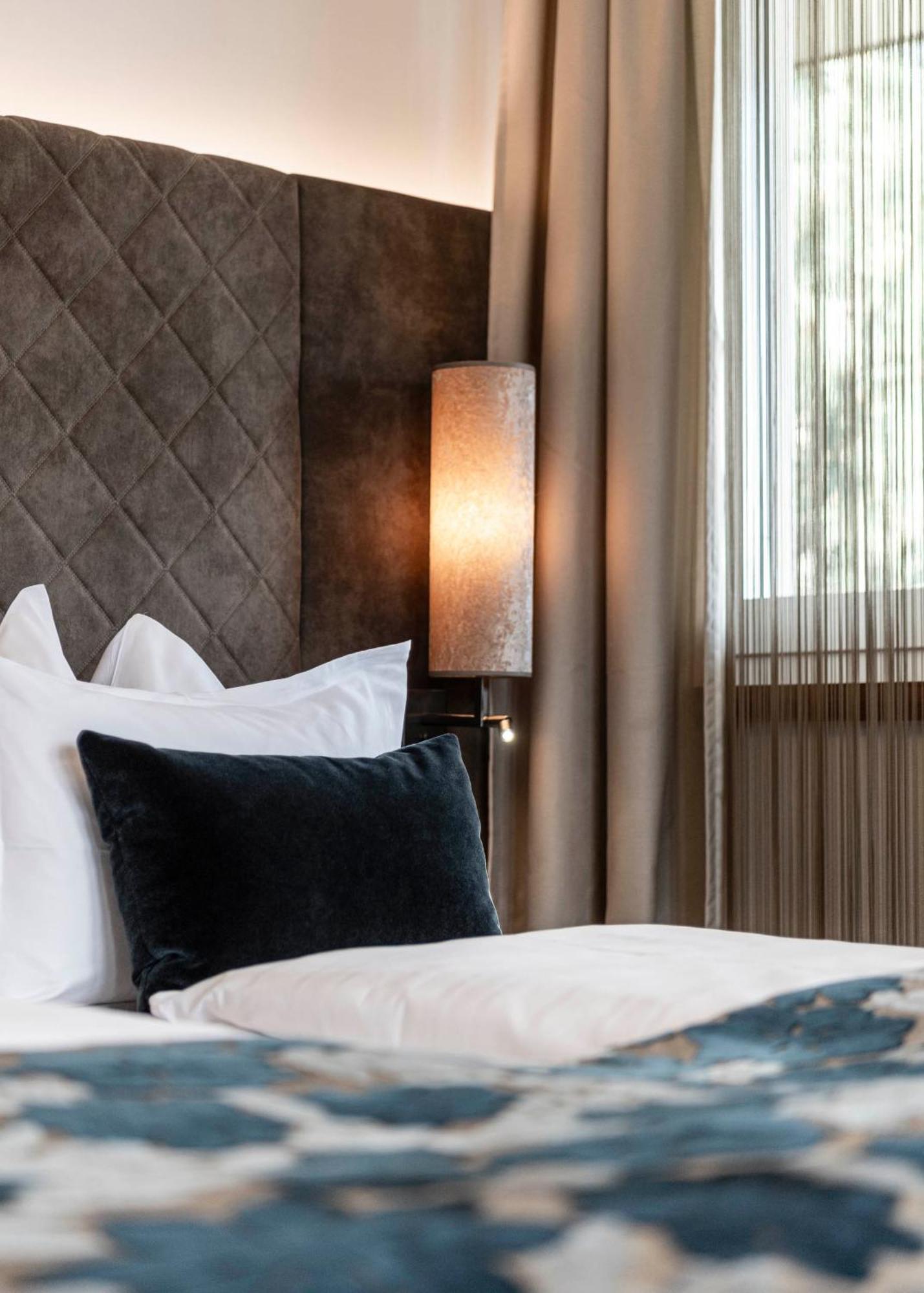 Boutique Hotel Eschenlohe เชนนา ภายนอก รูปภาพ